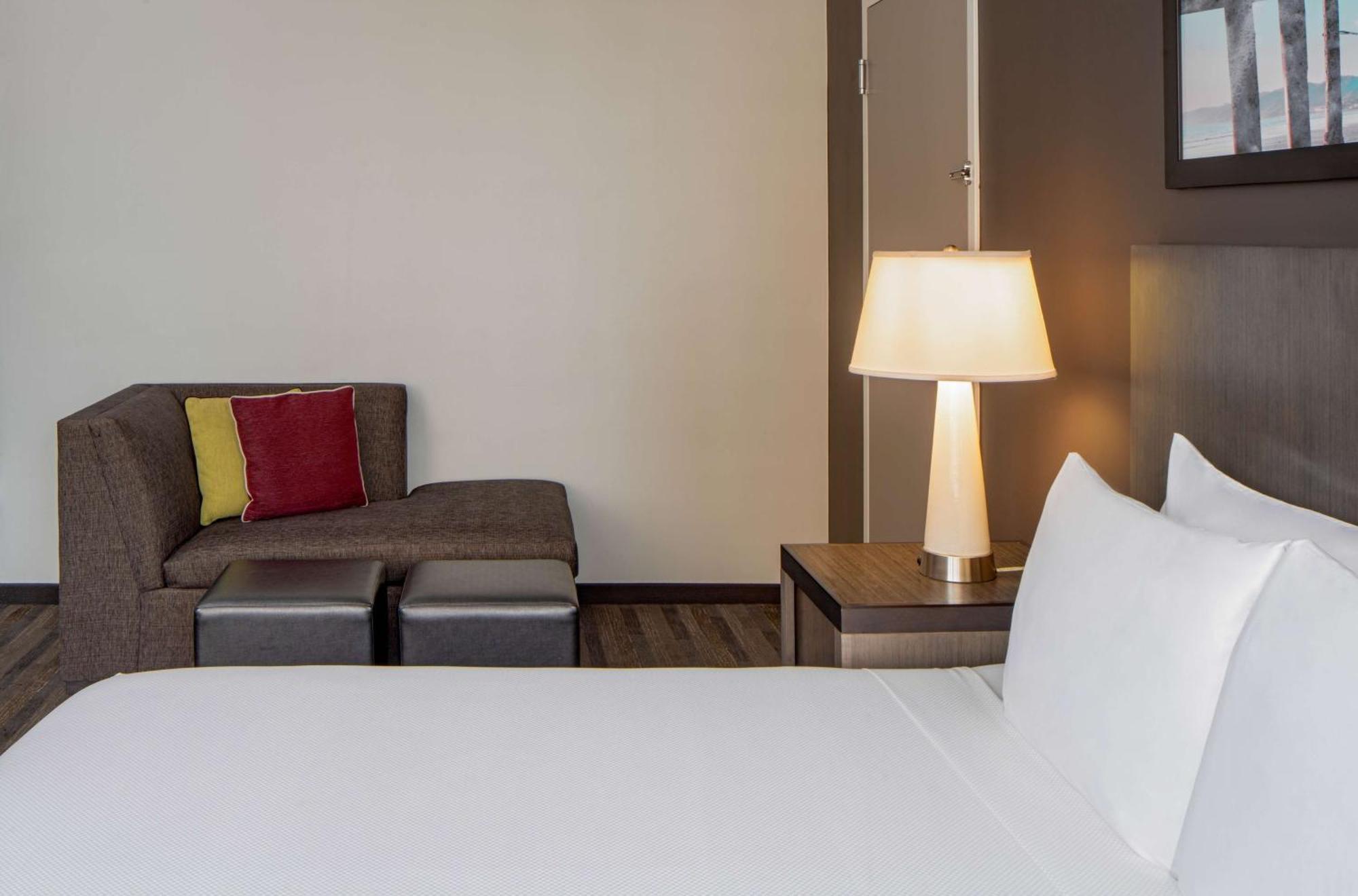 Готель Hyatt House New Orleans Downtown Екстер'єр фото